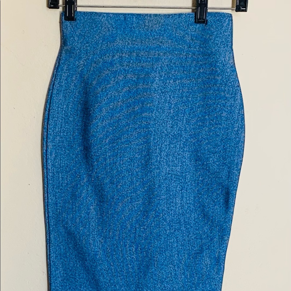 Wow couture starchy skirt size smal